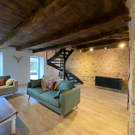 Les Albarets Feriehus Rieupeyroux (Aveyron)